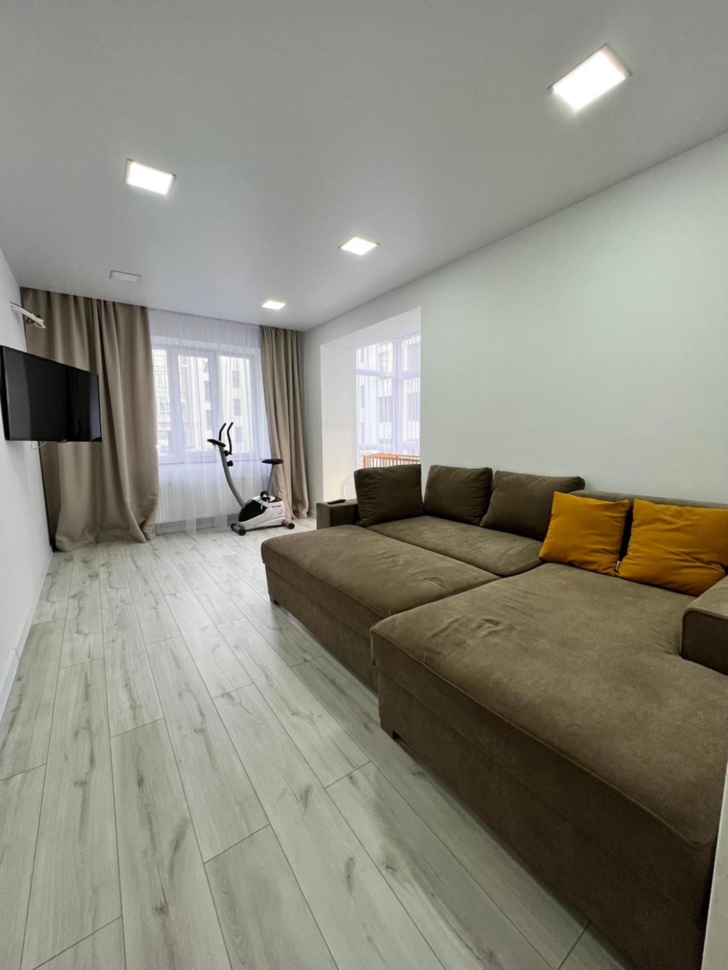 Gold Apartment Vysochana18 Івано-Франківськ Екстер'єр фото